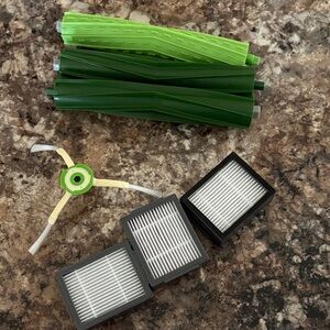 Roomba Vacuum Accessory Kit